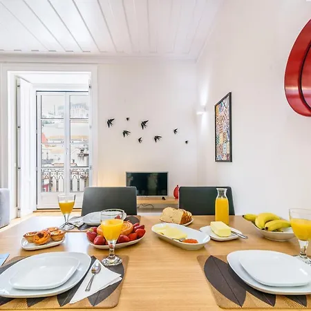 Modern Flat In Downtown By Lovelystay * Lizbona
